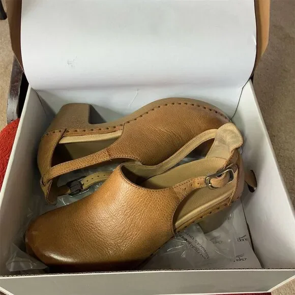 Dansko Women's Heeled Clogs Brown Size 40 (Women’s 10) Comfortable Casual Shoes - Picture 4 of 9